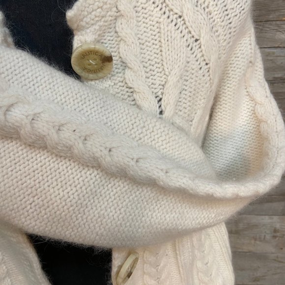 SUPER SOFT Nautica Button Up Cardigan - Picture 4 of 7